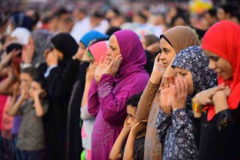 عالمة أزهرية: يجوز للمرأة صلاة العيد في المساجد والساحات
