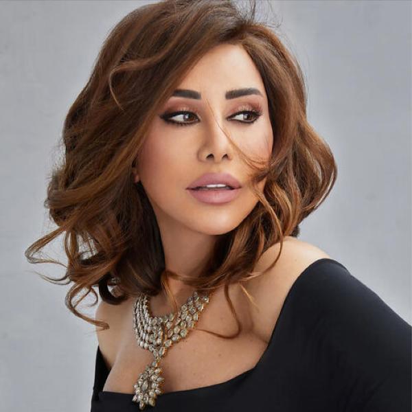 الفنانة اللبنانية نجوى كرم