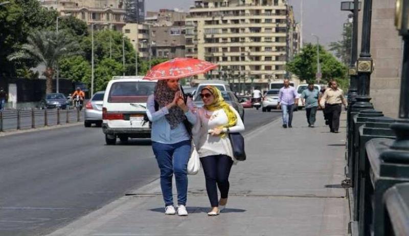 درجات الحرارة اليوم السبت.. طقس حار رطب نهارًا على القاهرة والسواحل