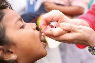 للأمهات.. مواعيد التطعيمات الروتينية لمرض شلل الأطفال