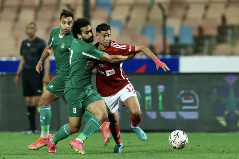 الأهلي يواصل الزحف نحو قمة الدوري برباعية في الاتحاد السكندري