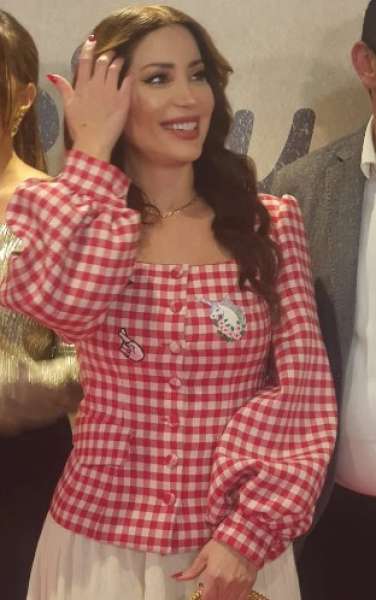 الفنانة نسرين طافش