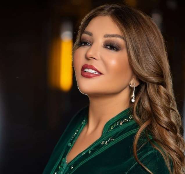 الفنانة سميرة سعيد